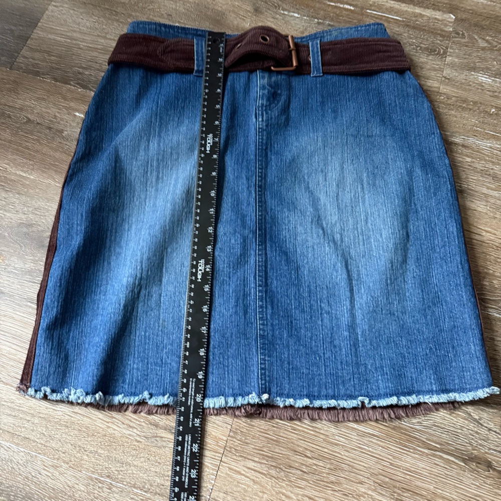 Route 66 Denim and Brown Pencil Skirt Women’s Size 10 Stretch Belted - Picture 4 of 7
